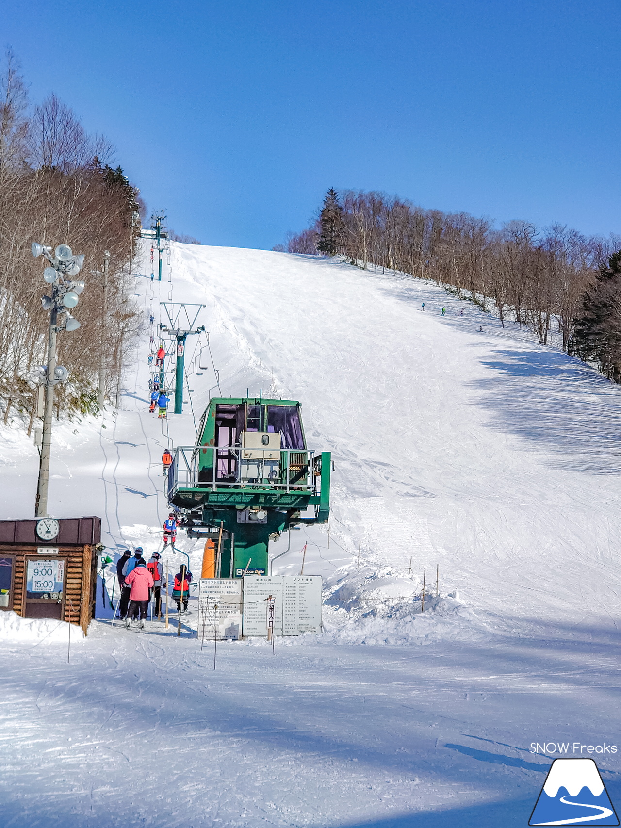 石狩平原スキー場｜まるでゲレンデ貸切！？もうすぐ2月。プライベート気分でのんびり滑りましょう♪